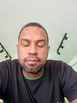 elnegro707070 online show from December 20, 2:53 pm