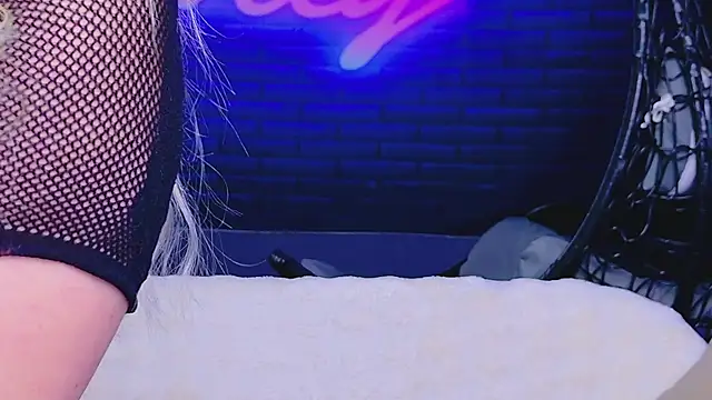 AlessiaCroft online show from May 21, 3:59 am