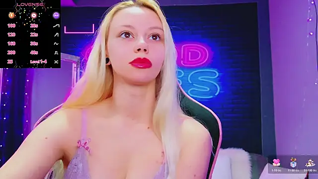 AlessiaCroft online show from March 10, 5:00 am