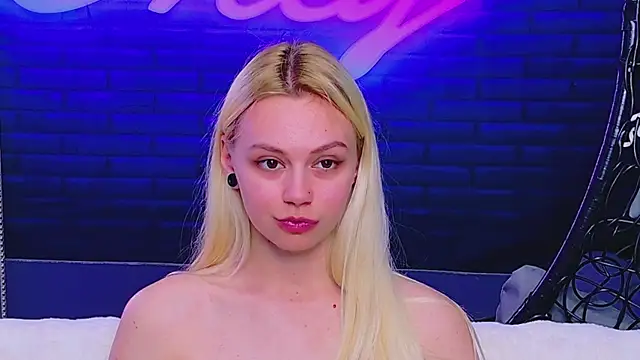 AlessiaCroft online show from May 22, 6:22 am