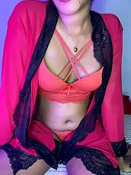 selena mia online show from October 25, 5:35 pm