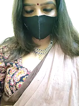 nivedha27 online show from December 20, 4:32 pm