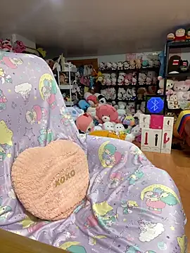 w3tkittty online show from October 22, 11:58 pm