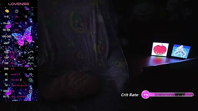 w3tkittty online show from October 24, 9:58 pm