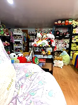 w3tkittty online show from December 1, 11:49 pm