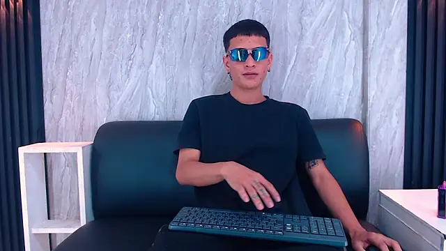Matt Ruso online show from September 20, 6:46 pm