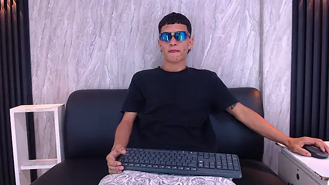 Matt Ruso online show from September 18, 11:08 pm