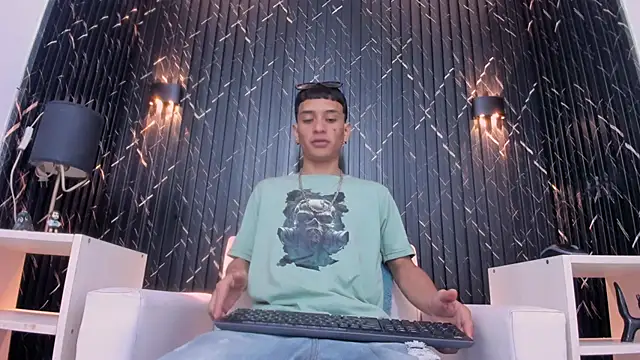 Matt Ruso online show from November 5, 3:42 am