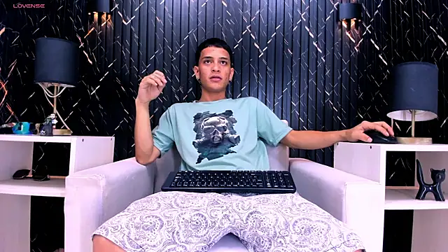 Matt Ruso online show from October 4, 7:04 pm