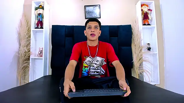 Matt Ruso online show from November 15, 1:42 am