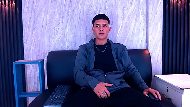 Matt Ruso online show from October 23, 3:38 am