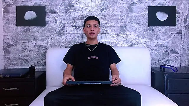 Matt Ruso online show from October 18, 4:42 pm