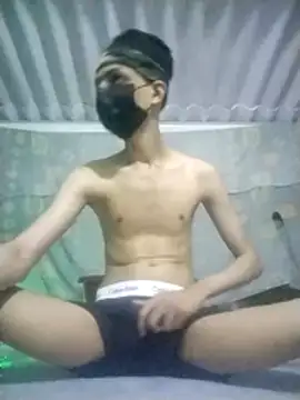 HannanKhan25 online show from February 21, 8:11 pm