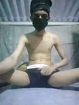 HannanKhan25 online show from October 21, 7:35 pm