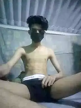 HannanKhan25 online show from September 30, 1:50 pm