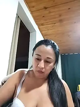 Snapshot of MELODY__06 chatting on May 16, 2:54 am MELODY 06 online show from May 16, 2:54 am