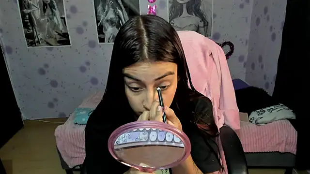 Medussa katt online show from November 26, 10:21 pm