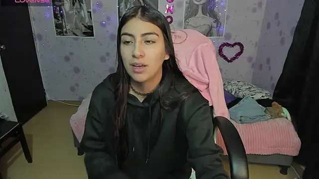 Medussa katt online show from November 12, 4:16 am