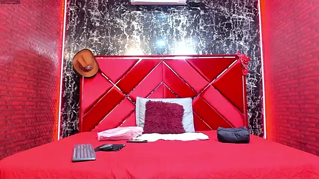 WALESKABBW ASS online show from May 7, 1:03 pm