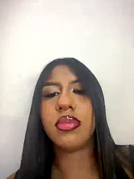 Emmily Vargas online show from September 26, 8:16 pm
