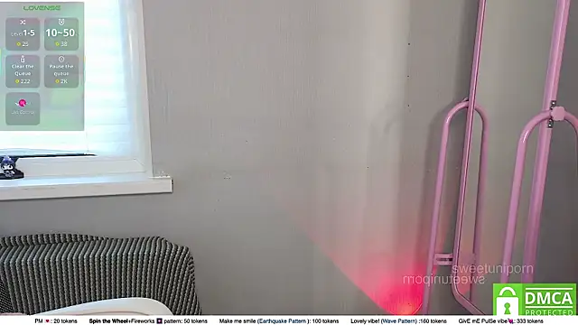 sweetuniporn online show from October 10, 7:53 am