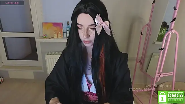 sweetuniporn online show from January 16, 6:28 am