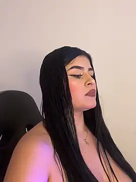 Kariina  69 online show from June 12, 12:47 pm