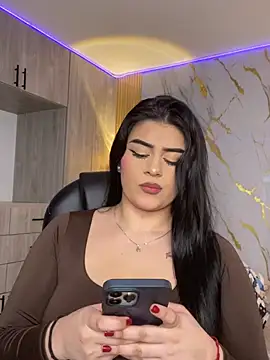 Kariina  69 online show from April 2, 7:09 pm