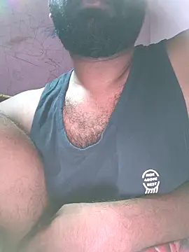 Snapshot of UrbanUtopia chatting on November 17, 4:44 pm UrbanUtopia online show from November 17, 4:44 pm