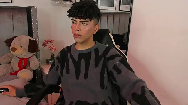 Snapshot of Niick_Twink chatting on September 8, 7:35 pm Niick Twink online show from September 8, 7:35 pm