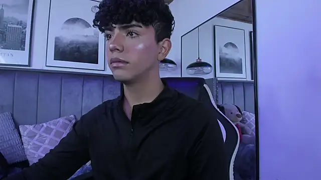 Snapshot of Niick_Twink chatting on September 25, 7:42 pm Niick Twink online show from September 25, 7:42 pm