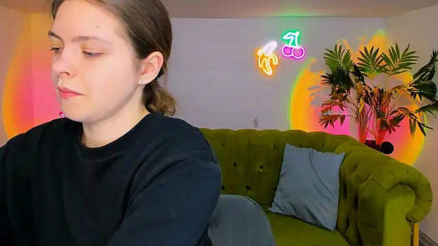 marshmallowee online show from November 27, 1:11 pm