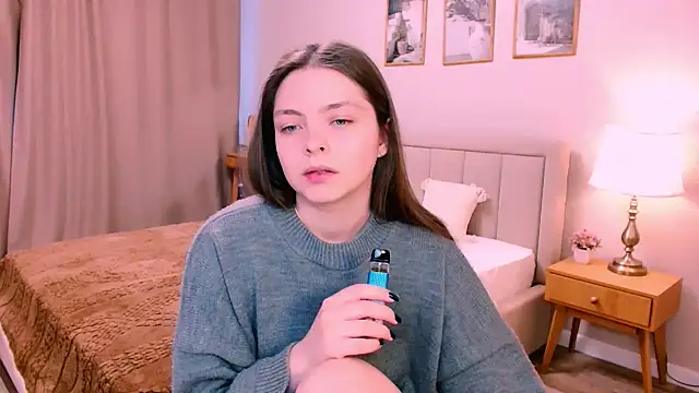 marshmallowee online show from February 16, 9:19 am