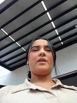 Rosa Warreen  online show from September 9, 1:09 pm