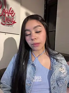 Snapshot of Cristina_pinkk chatting on October 11, 2:23 am Cristina pinkk online show from October 11, 2:23 am