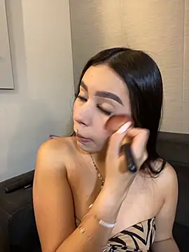 Snapshot of Cristina_pinkk chatting on November 7, 3:22 am Cristina pinkk online show from November 7, 3:22 am