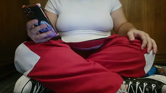Snapshot of nicolebiancardi5 chatting on March 7, 1:38 pm nicolebiancardi5 online show from March 7, 1:38 pm