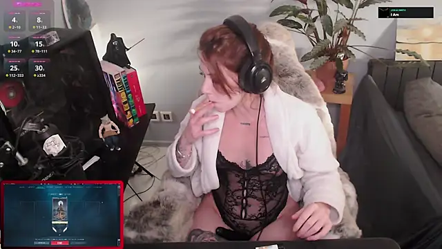 Horny Makima online show from December 4, 8:46 am