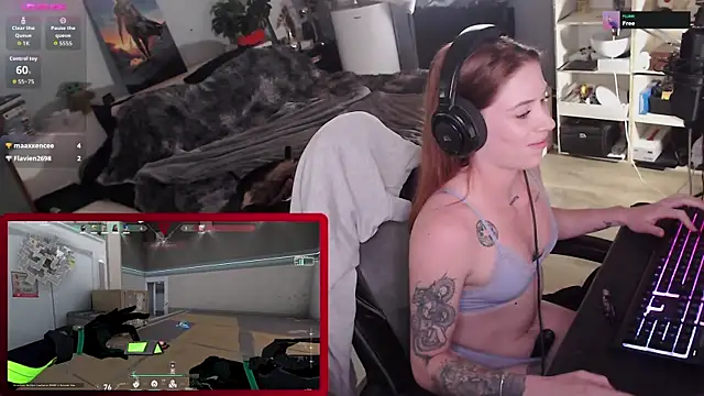 Horny Makima online show from September 17, 9:55 am