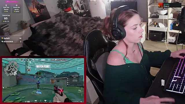 Horny Makima online show from September 18, 11:35 am