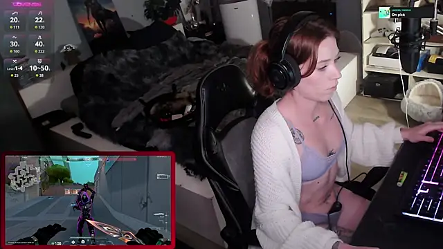 Horny Makima online show from October 20, 9:32 am