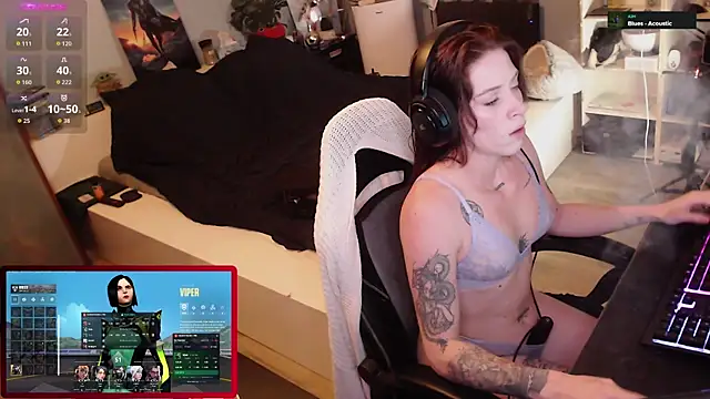 Horny Makima online show from November 8, 11:03 am