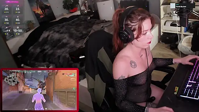 Horny Makima online show from October 12, 9:32 am