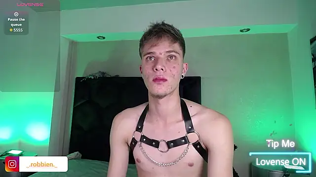 Robbin Blaze online show from March 25, 5:07 am