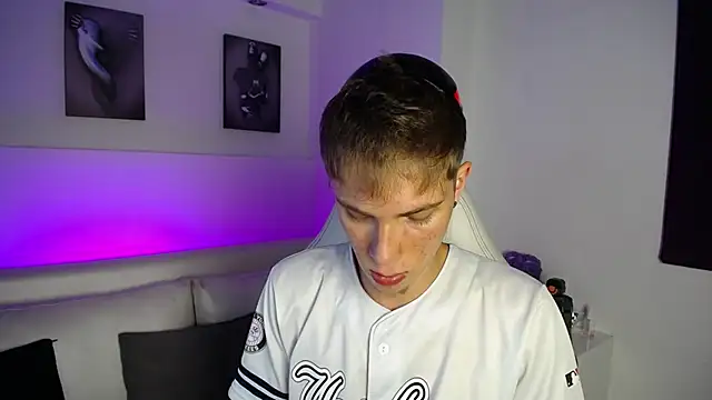 Robbin Blaze online show from February 11, 4:56 am