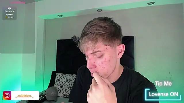 Robbin Blaze online show from April 9, 4:58 am