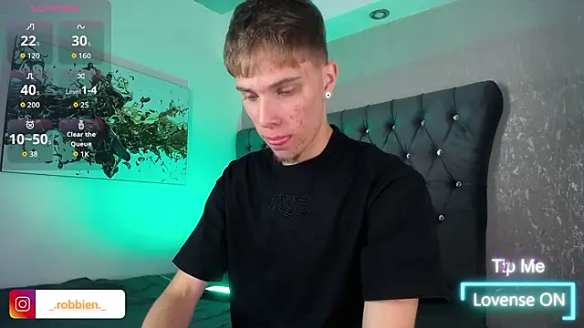 Robbin Blaze online show from March 22, 5:32 am