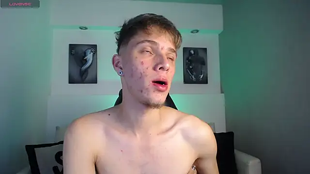 Robbin Blaze online show from March 26, 5:17 am