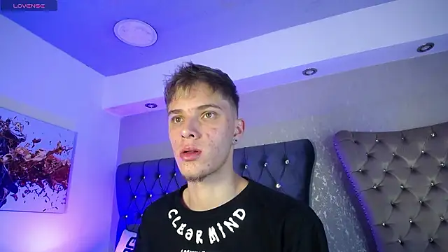 Robbin Blaze online show from March 12, 5:02 am