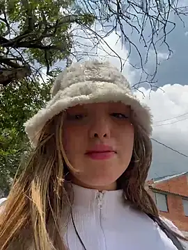 Baby  Otaku online show from February 28, 5:23 pm